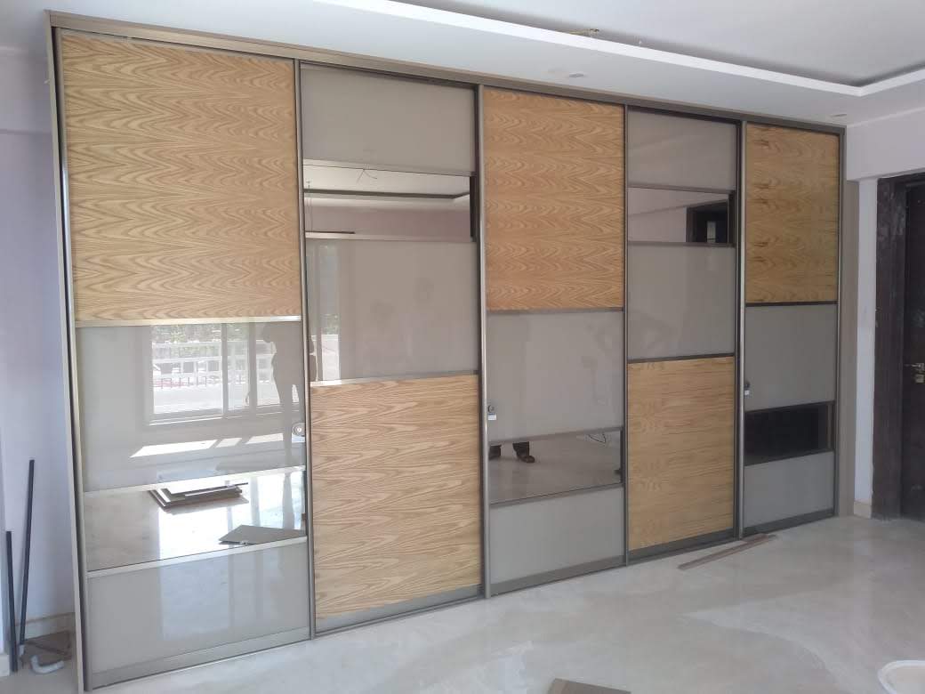 amazing-exclusive-designer-beautiful-lacquer-glass-wardrobes-in-gurgaon-gurgaon-best-dealers-and-manufacturers-in-gurgaon-india